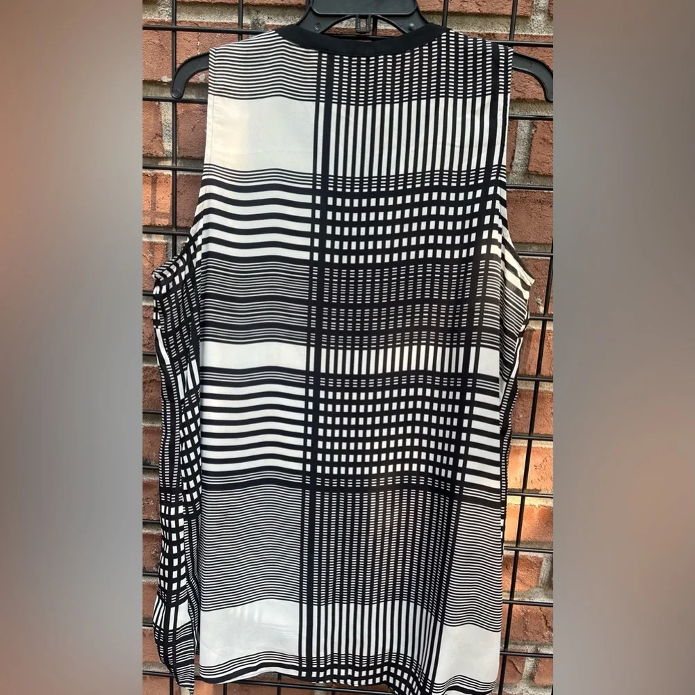 Zac & Rachel Black and White Blouse EUC Size XL - Picture 2 of 2